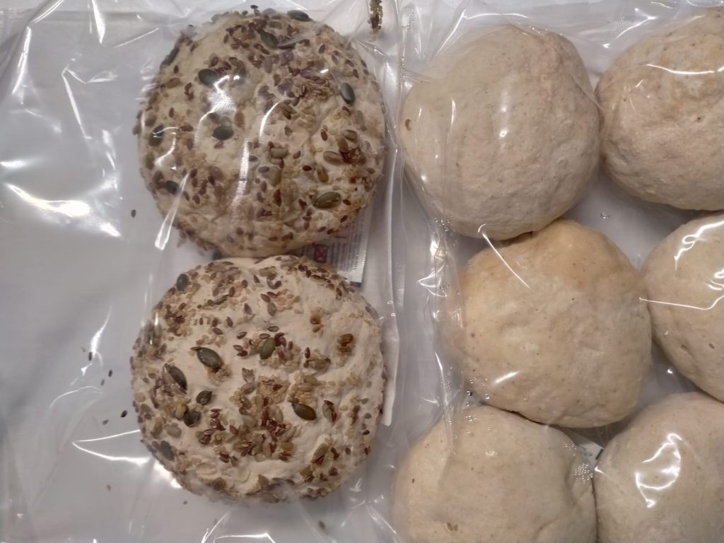 Vacuum-preserved hamburger doughs